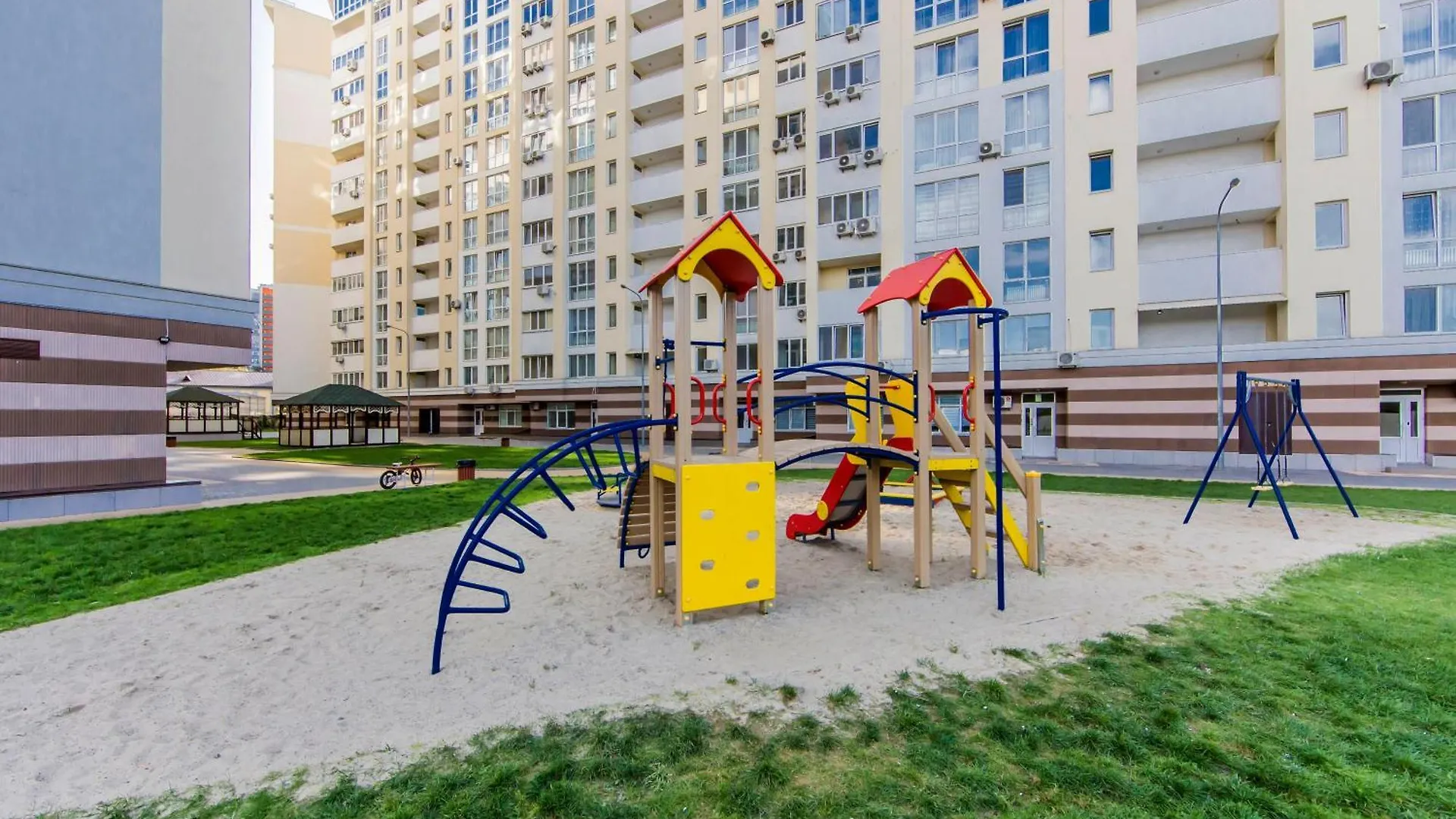Стильна квартира в сучасному комплексі метро Нивки Киев